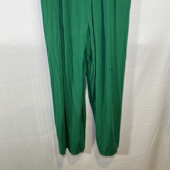 Ingrid & Isabel Maternity Kelly Green Stretch Smocked Jumpsuit Romper Medium - Picture 2 of 7